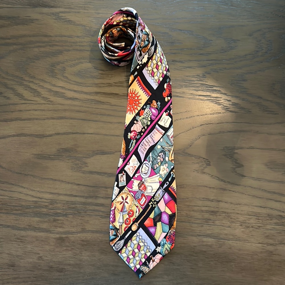 Nicole Miller 1994 100% Silk Hand Sewn Neck Tie with Groceries Theme
